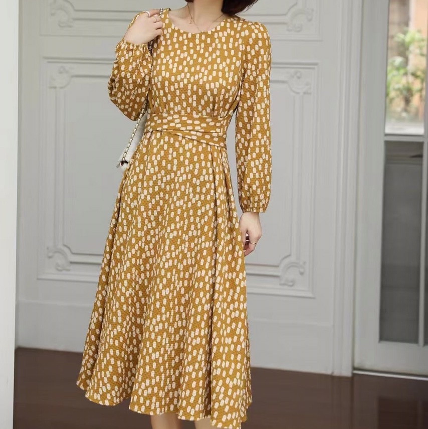Fashion trend casual slim shape unique flower yellow dress