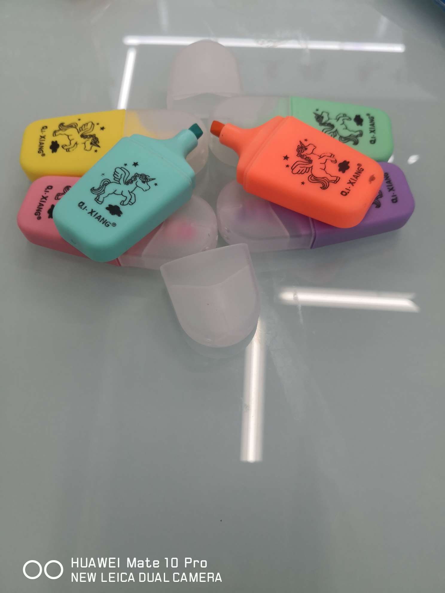 Yiwu Boyang Pen and Ink Supplies Store Unicorn 892-6 color zipper bag packaged highlighters Item Picture