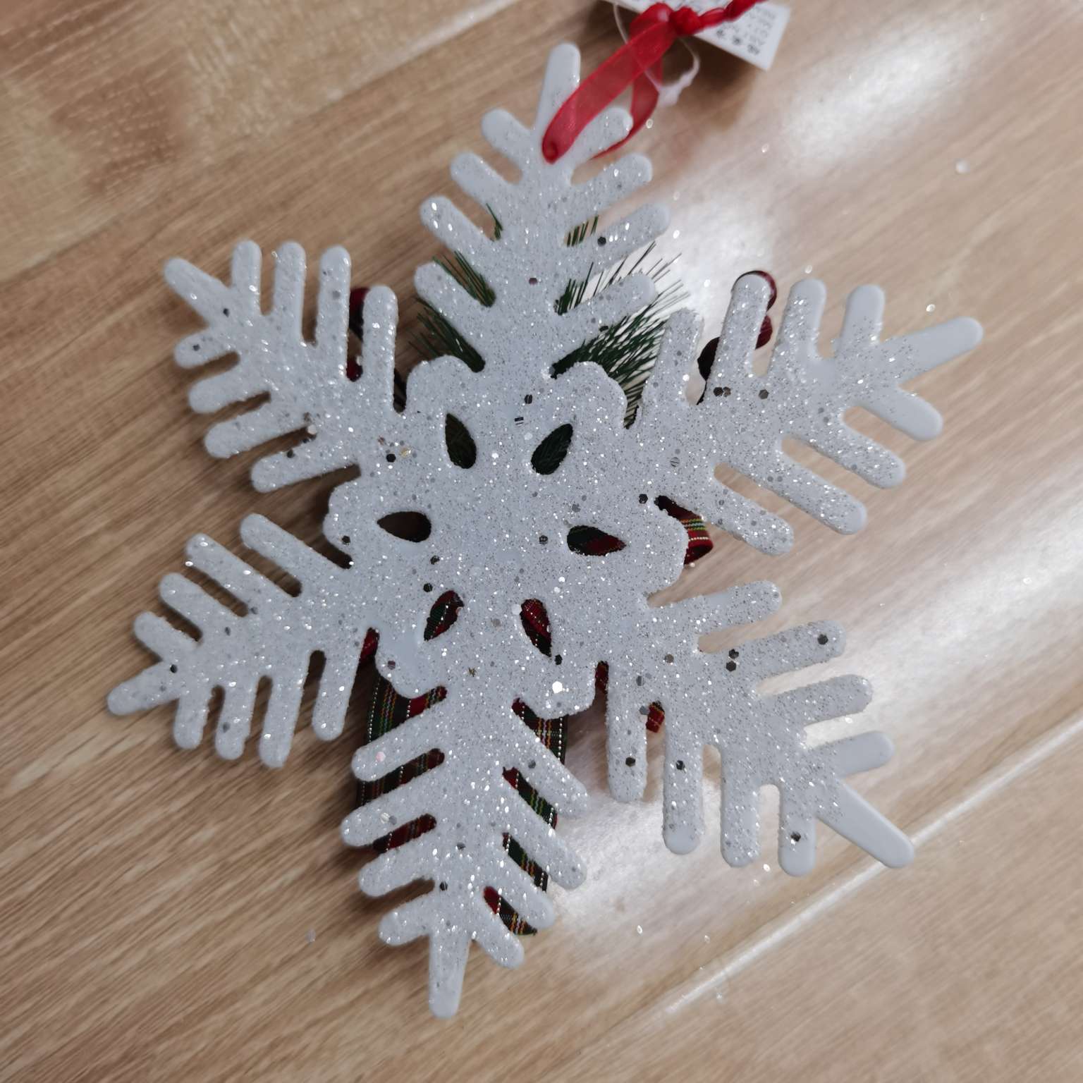 1016 Christmas gifts, Christmas pendants, Christmas decorations, Christmas ornaments, electroplated gold powder pendants Specification image