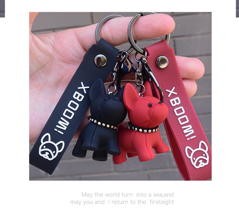 Four-color cartoon creative French keychain Application Scenario