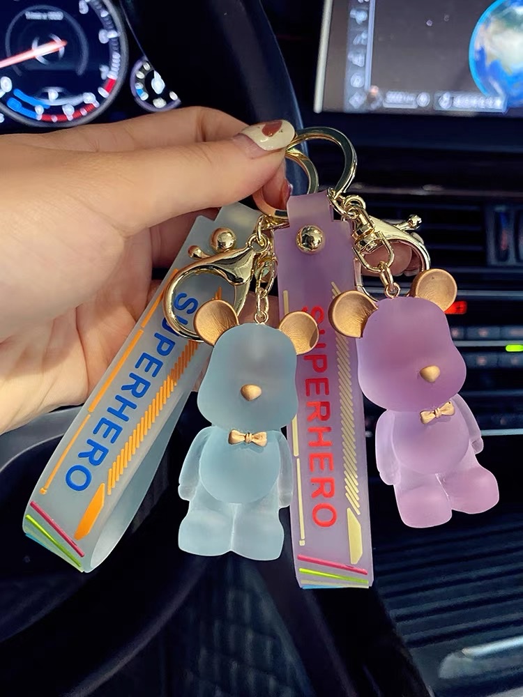 Crystal jelly bow tie bear keychain detail image 6