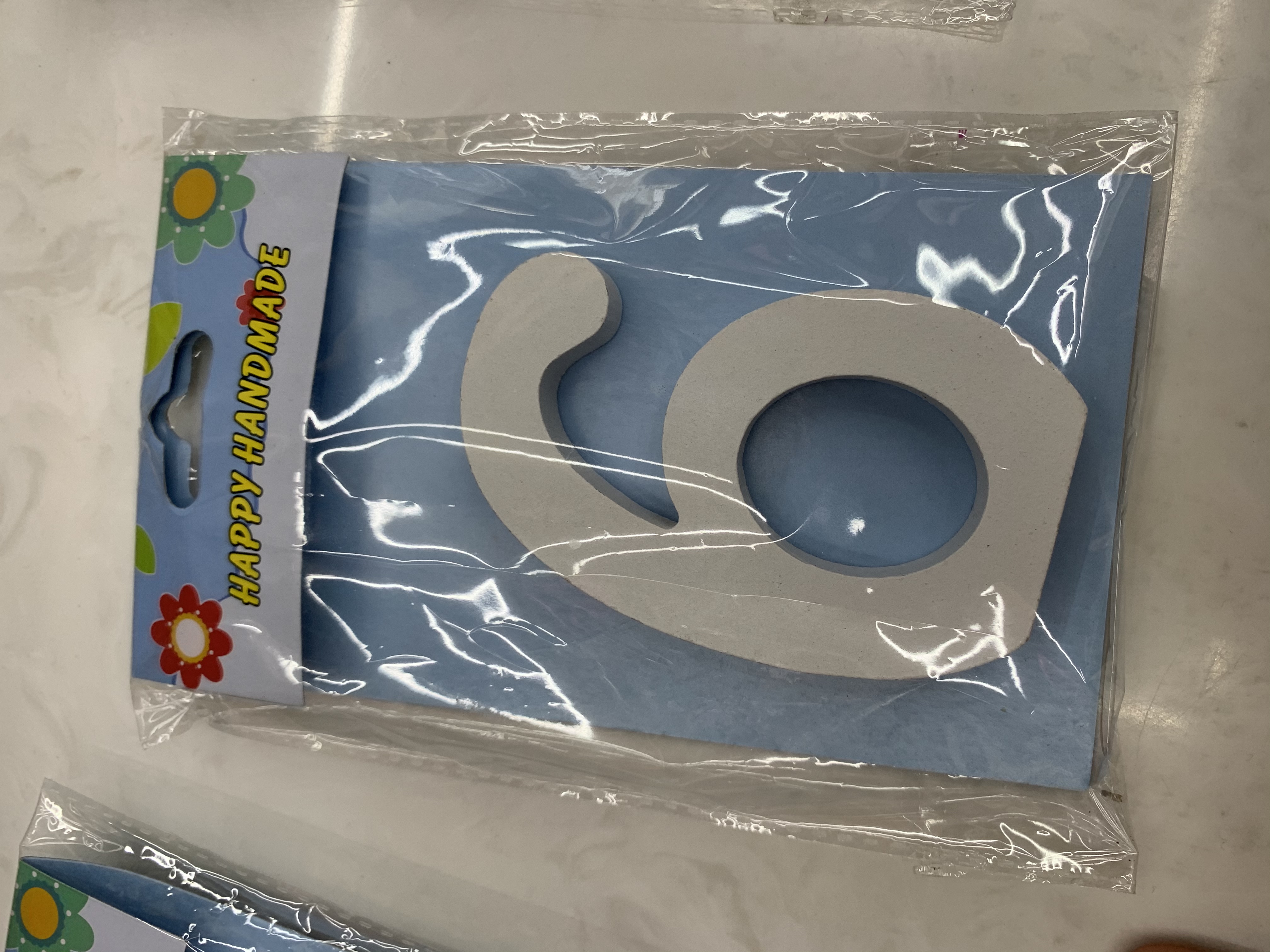 木质工艺品实物图