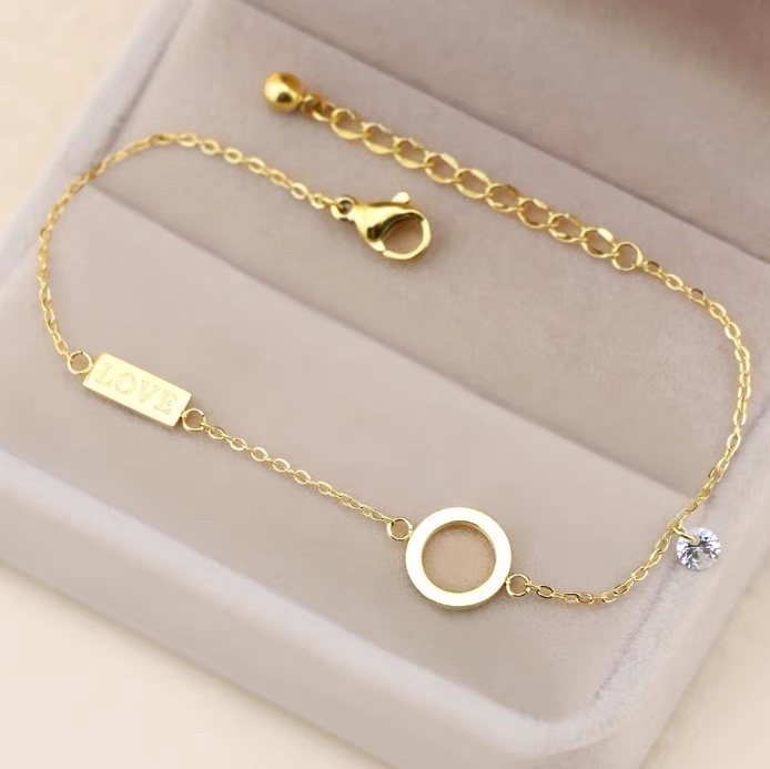 Japanese gold retro bracelet girl ins niche design titanium steel 18k gold fine boudoir chain