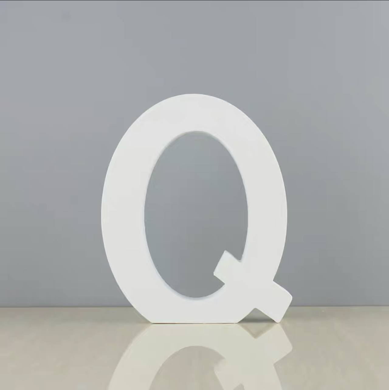 Q白色木质英文字母摆件 手工DIY  便利贴创意拼贴 创意墙壁装饰