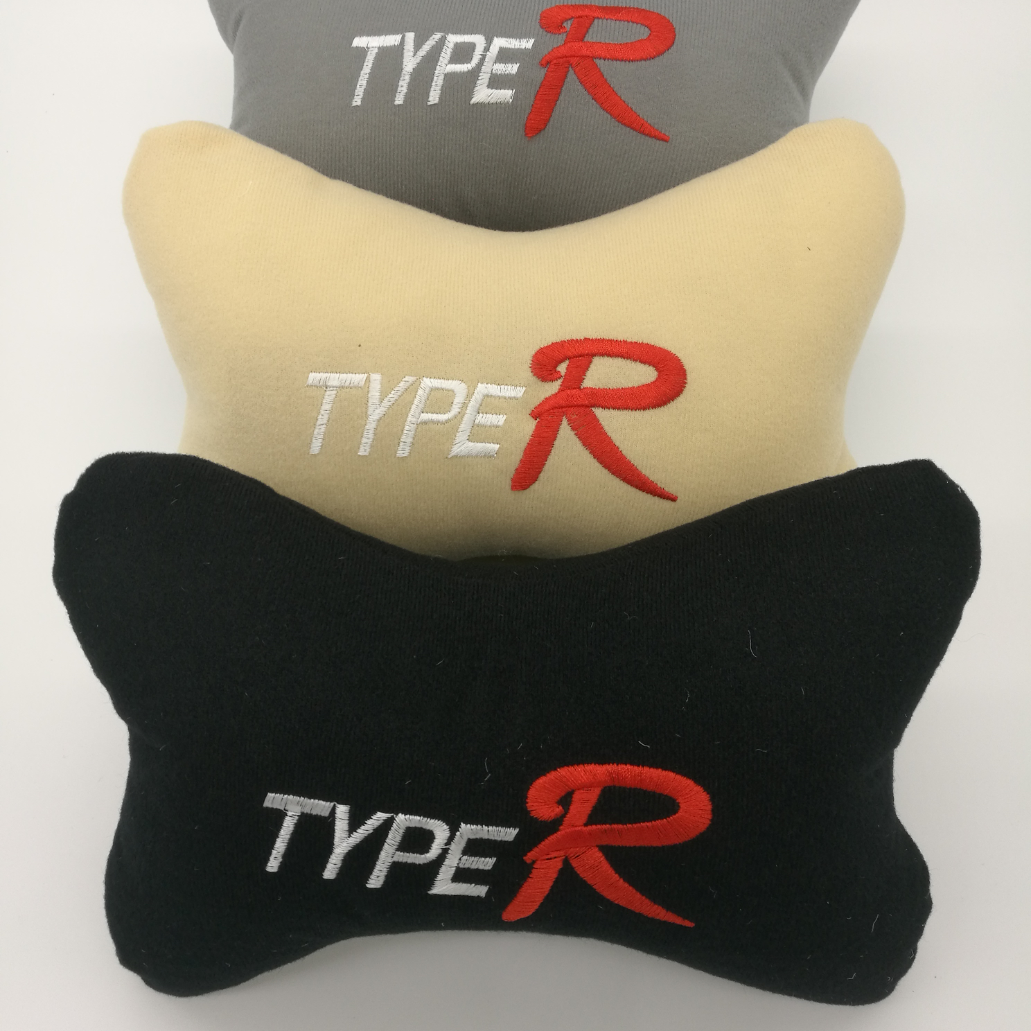 拉毛绣花头枕 绣花R字枕 车内颈枕 汽车用品