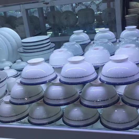 66头套装餐具冰质蓝心