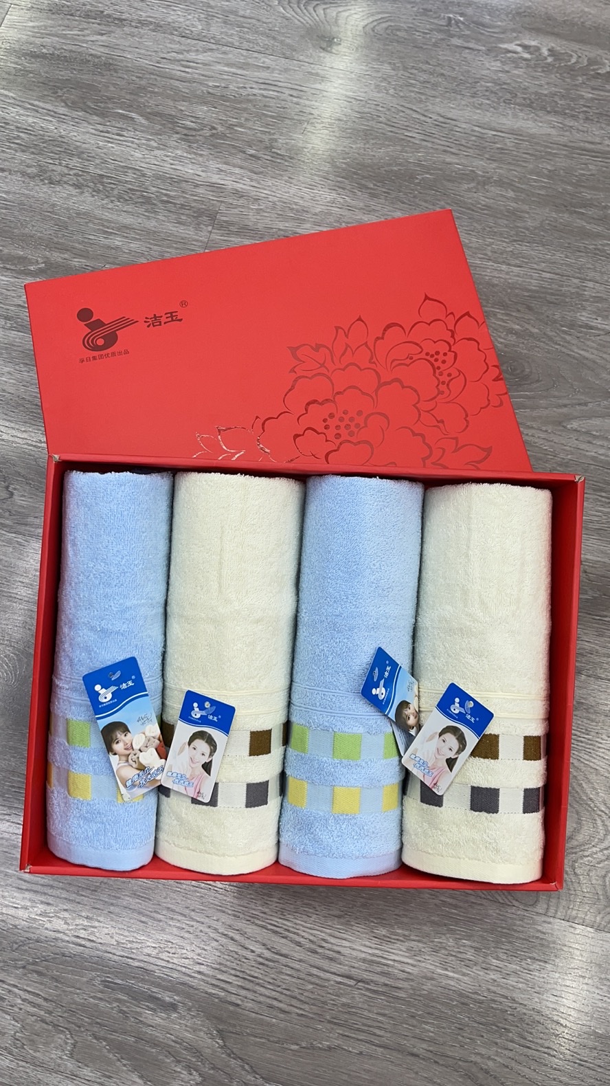 Yiwu Quality Goods All-cotton Gift towels for Adults, men and women, 4-piece set DB-0003F-1 details Picture