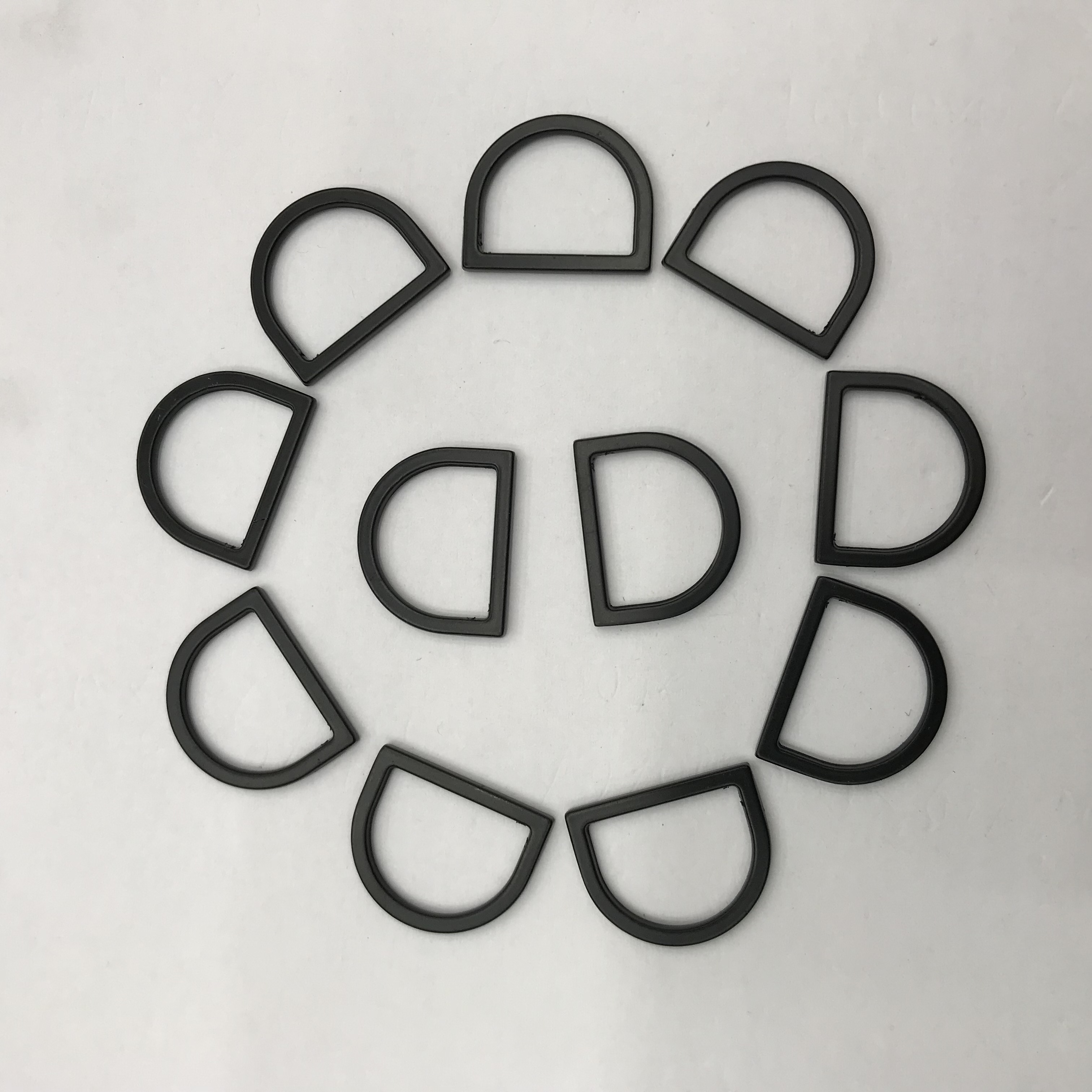 Alloy D-shaped buckle, adjustable buckle, clothing accessory and decorative buckle details Picture