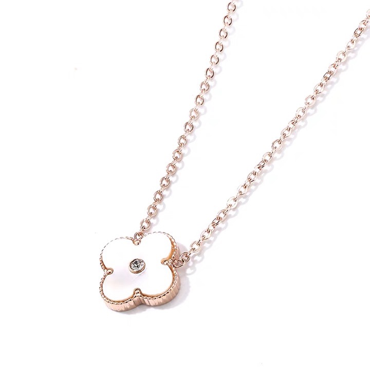 Chenglong Jewelry Titanium Steel Classic Four-Leaf Clover Necklace C0742-45