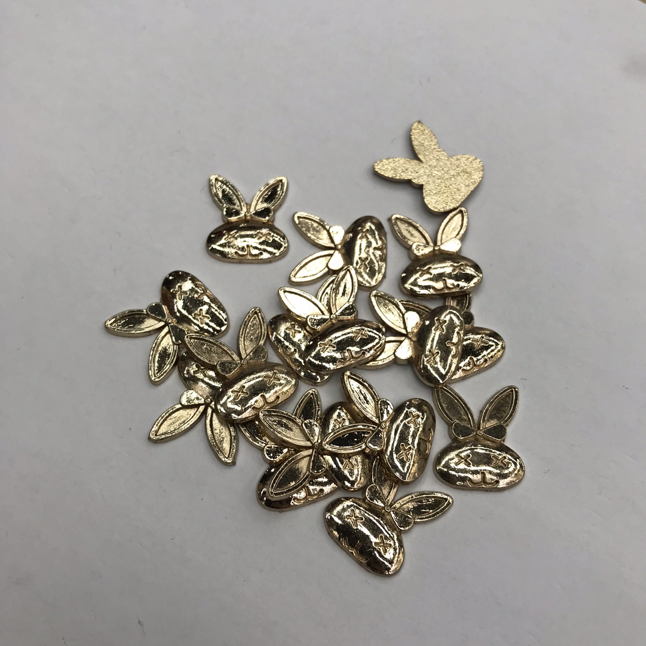 服装辅料配件装饰扣鞋扣可爱兔子合金扣