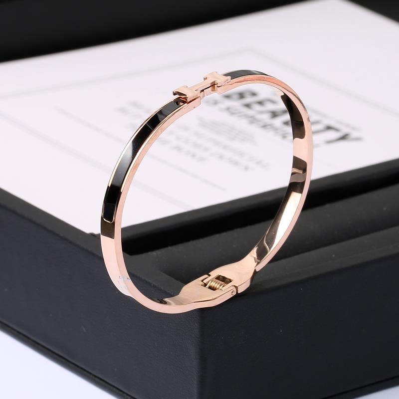 Chenglong Jewelry Titanium Steel Classic H Bracelet, non-allergenic and non-fading B0008-90 Specification image