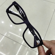 老花镜外贸款弹簧的洞洞紫深色秀求眼镜专业配镜工厂直销老花镜
