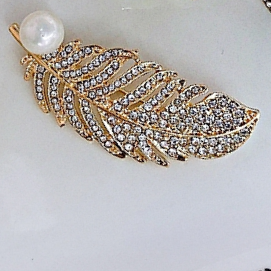 Brooch 1637