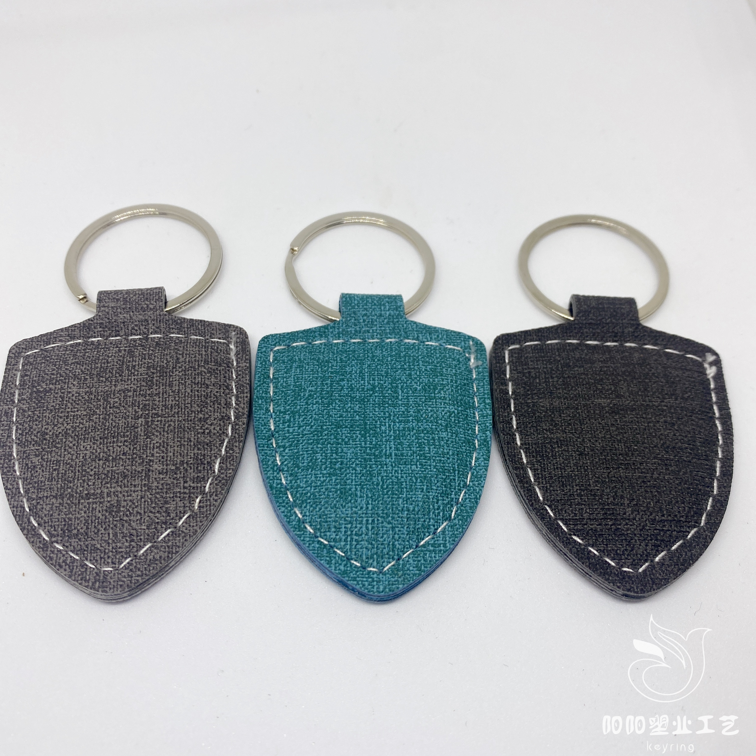 Shield Key Chain Creative Gifts Men And Women General Pu Leather Key Chain Leather Key Chain Advertising Gifts Travel Souvenirs Gifts Can Be Customized Application Scenario