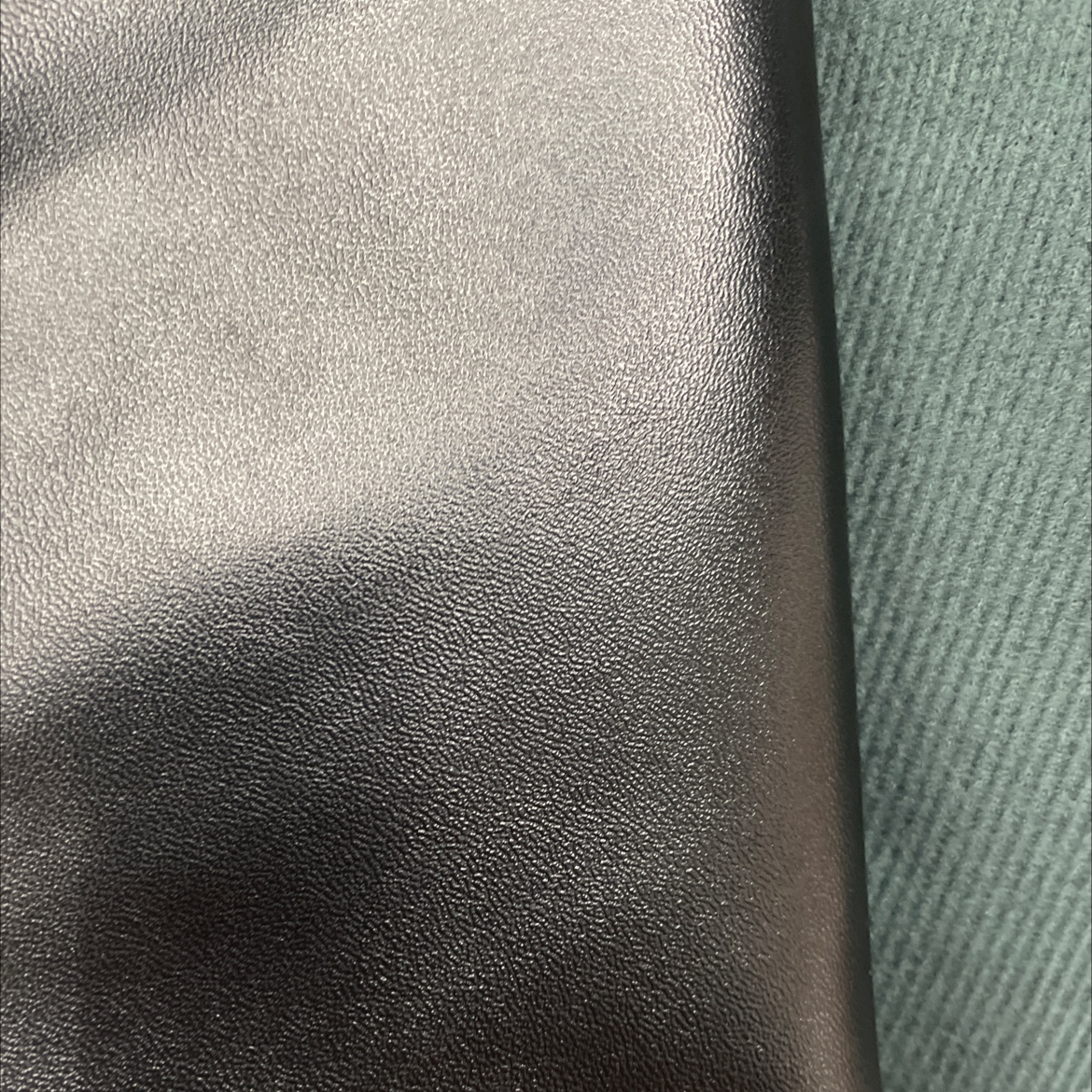 pu黑色环保仿棉绒皮革