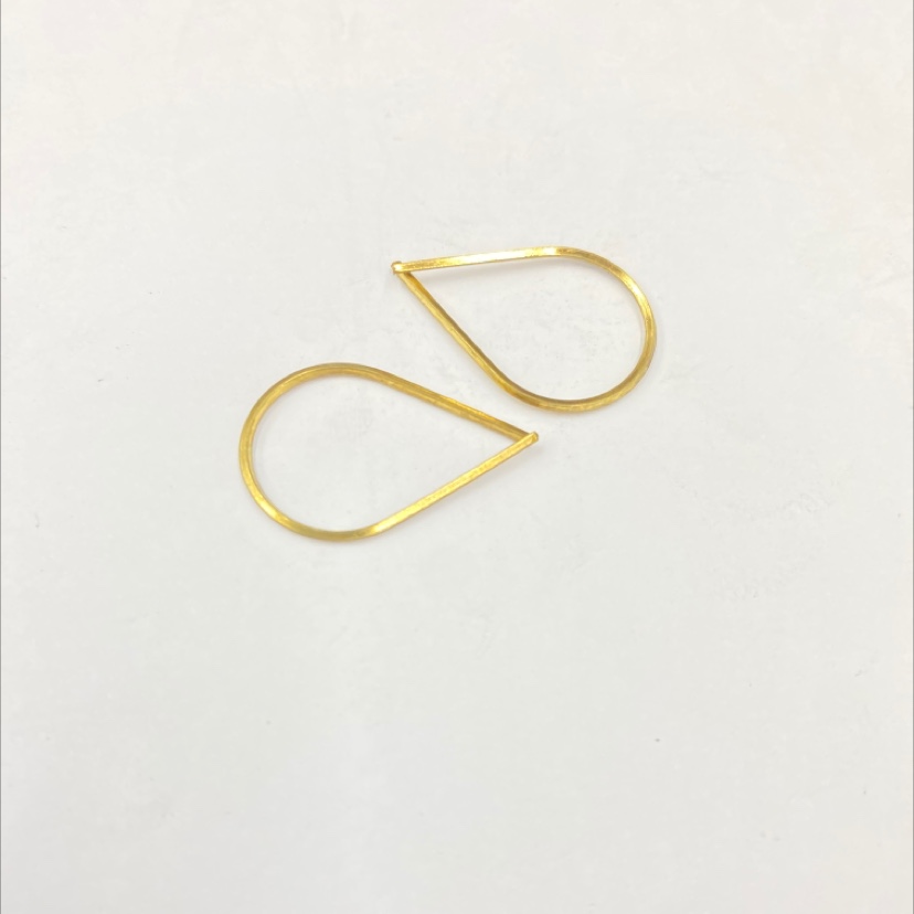 xM06061 Square copper wire diagonal water drop shape