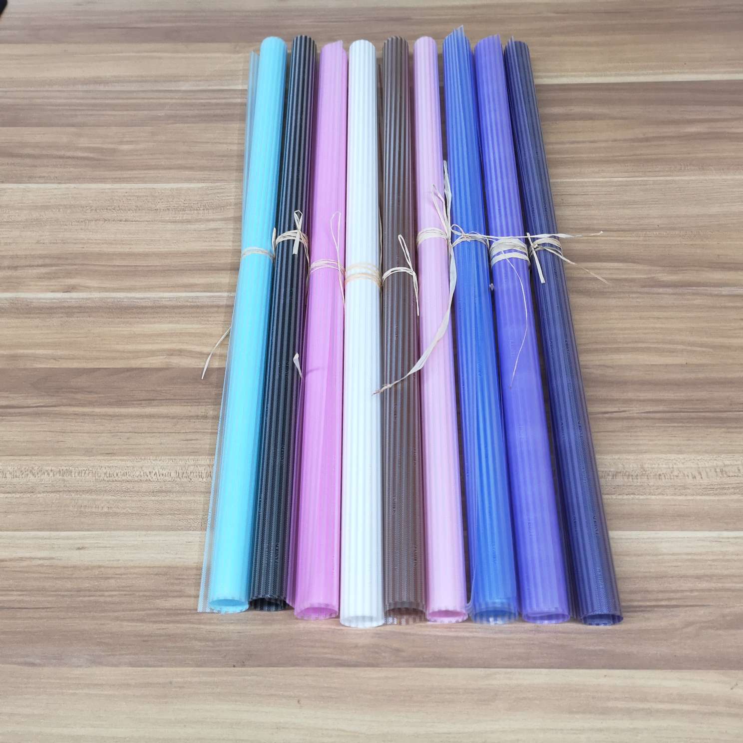 Matte paper wrapped with floral patterns in English detail image 4