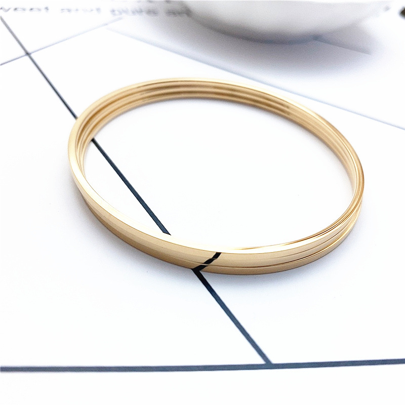 Chenglong Jewelry's new bracelet, three-ring set, Three Lives and Three Worlds fine circle multi-ring, is a popular and niche wristband for women, B0115-105 Specification image