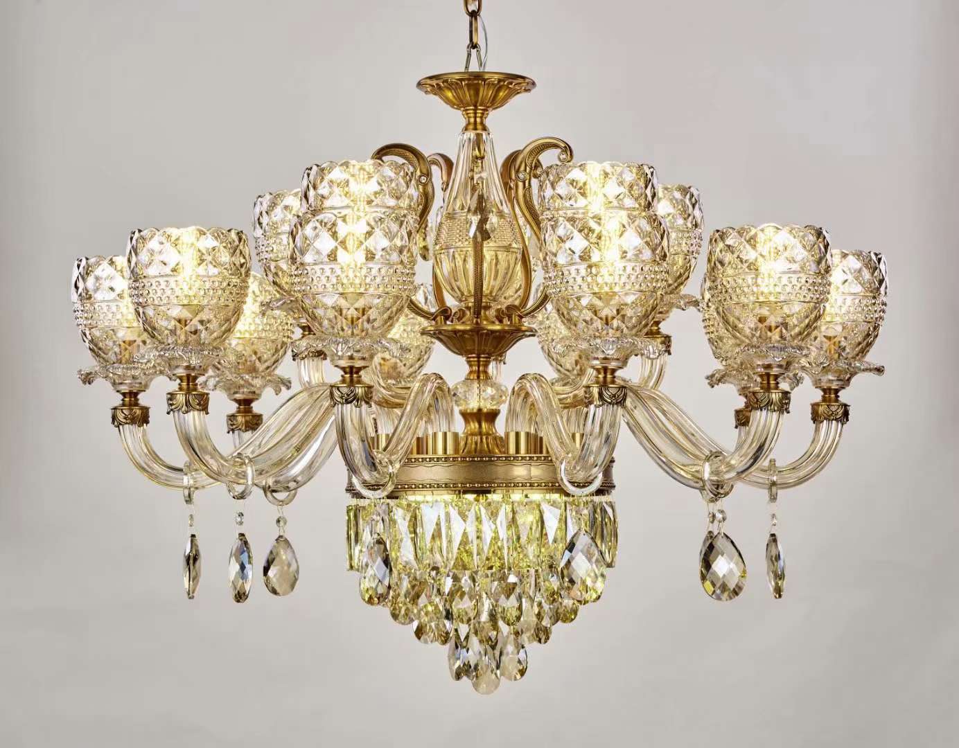 There are 6 crystal glass chandeliers for the living room, dining room and hotel Specification image