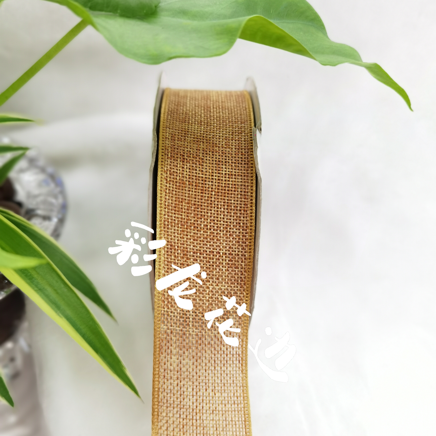 花边，DIY制作，圣诞，服装，饰品，工艺品，纸，卡片，帽子等等各种厂品上都可搭配8eat
