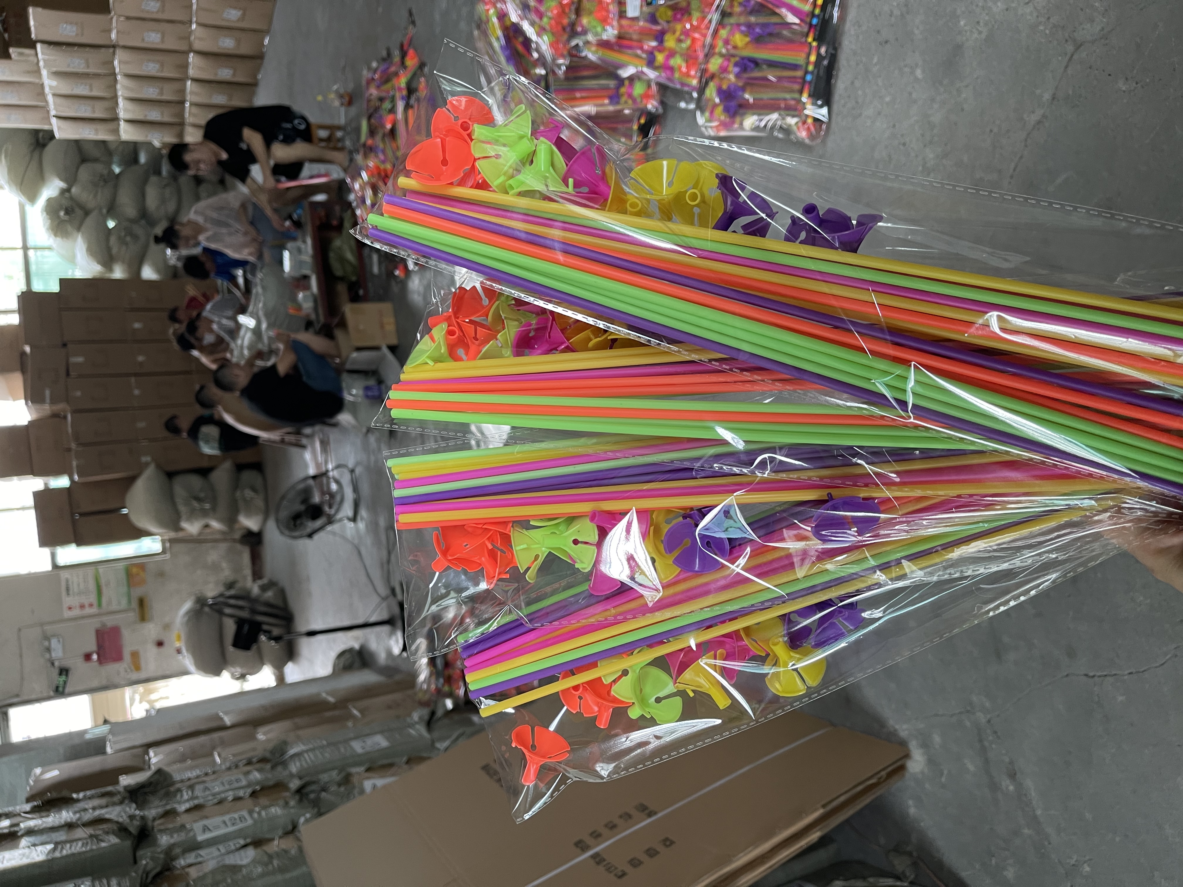Balloon support rod, balloon accessories, party supplies, thickened balloon stick [arch stand], large balloon support rod 27/32/40 cm, latex balloon, large size for sale on the street, balloon stick support Specification image