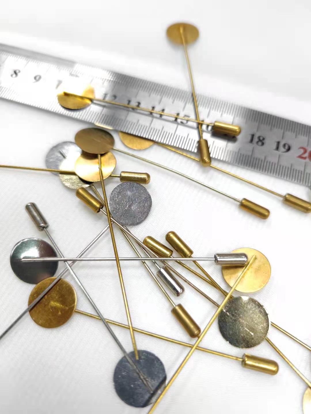 Fan-shaped pin insertion Specification image