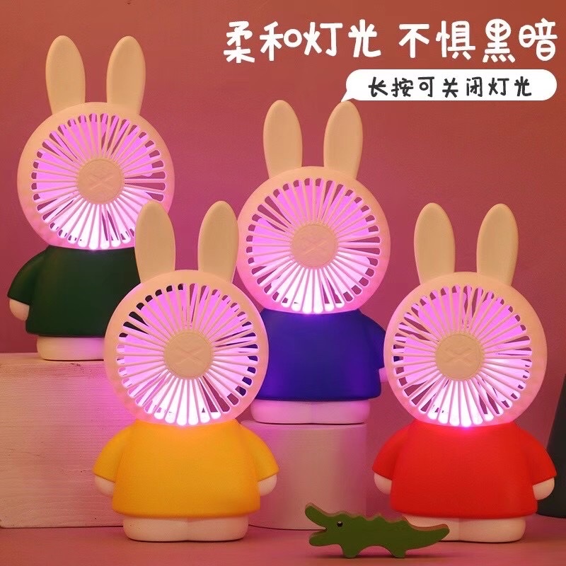 Cartoon mini fans, new and unique mini fans, charging mini fans detail image 3