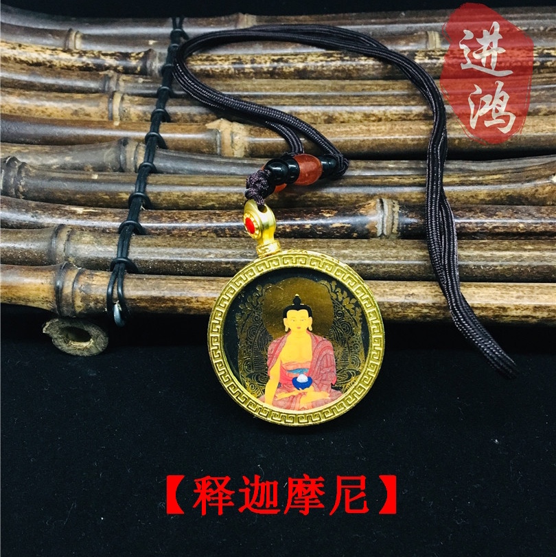 Golden round Thangka pendant necklace, gilded pendant necklace, Sakyamuni Buddha pendant necklace