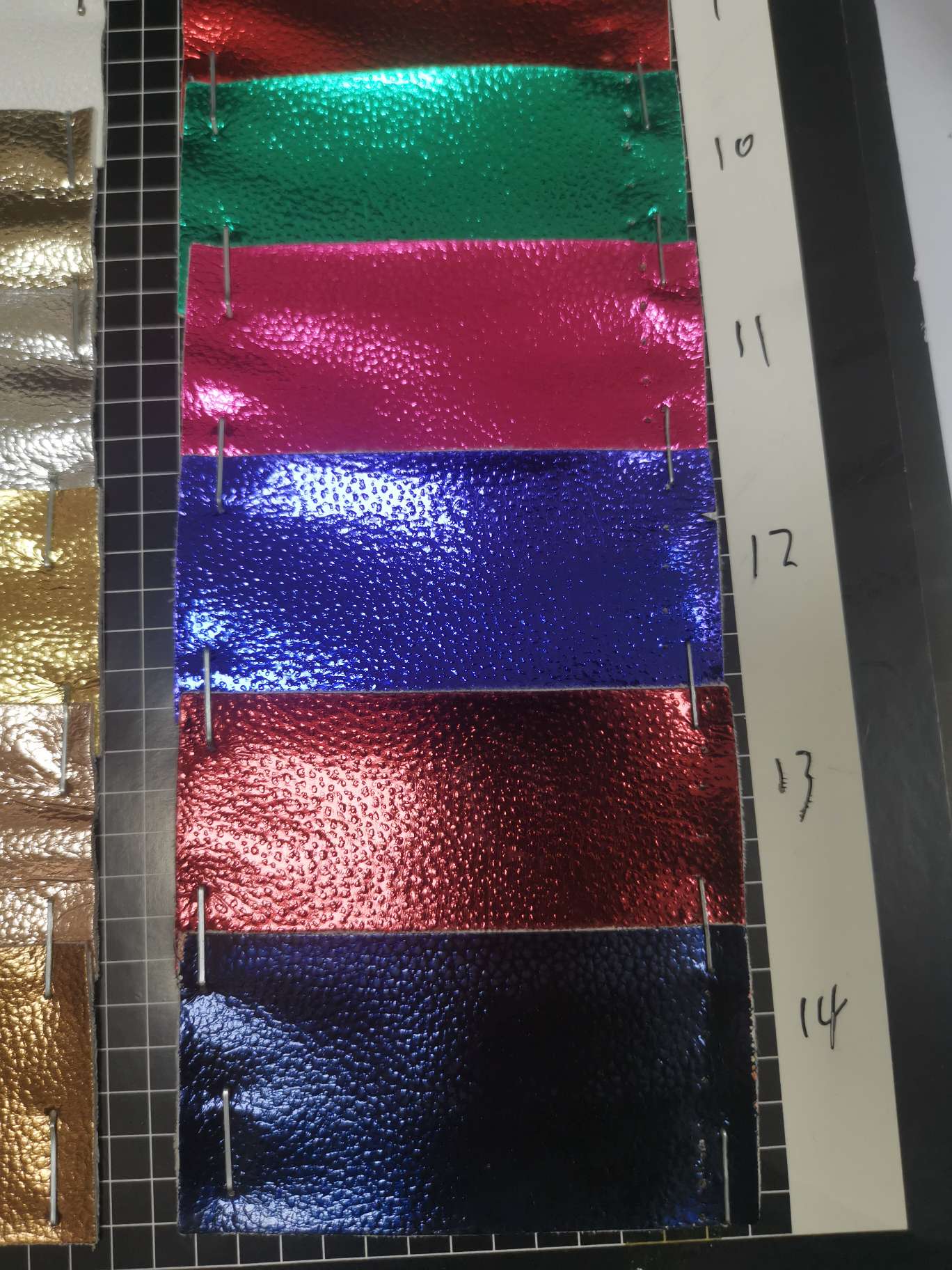 Litchi red all 96 manufacturers direct sales of new leather a large number of spot high school low-grade luggage sofa shoe material fabric details Picture
