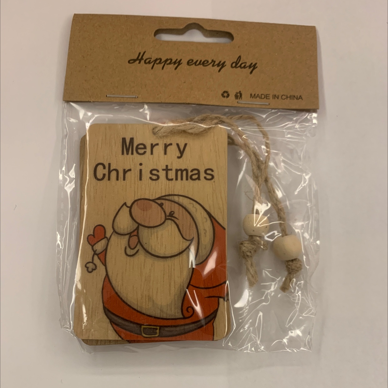 Grey background with color-printed Christmas hemp rope, two strings of natural wood-colored wood beads, one package, gift decoration, wooden 118