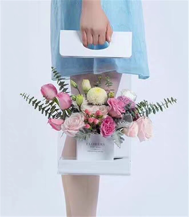 Flower carrying box. detail image 3