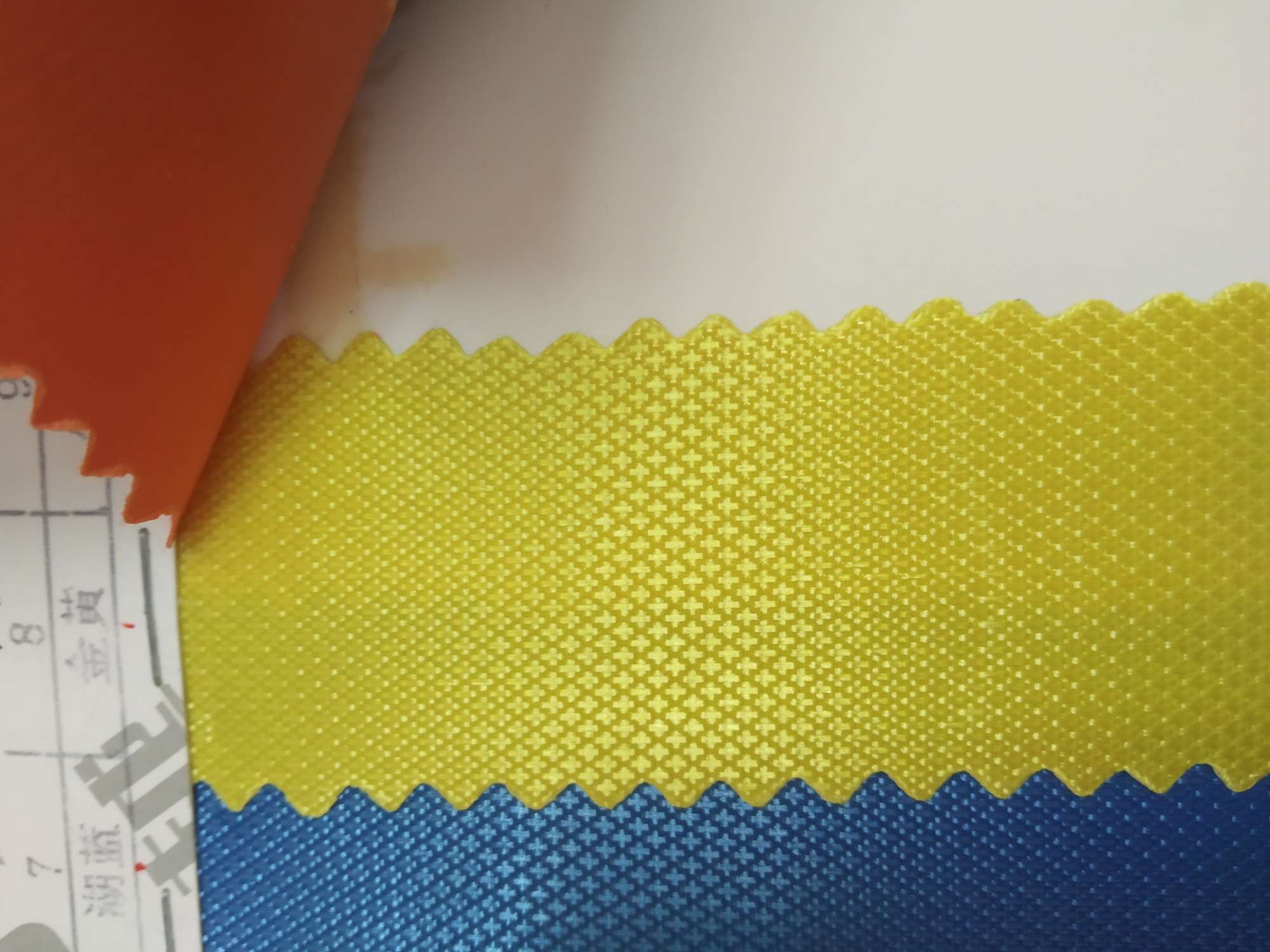 TY-- 019 Cross Jacquard glossy pvc 8# Golden yellow Item Picture