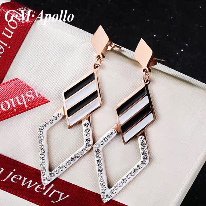 French long diamond earrings 2021 new trendy Korean earrings network red temperament earrings stud thumbnail