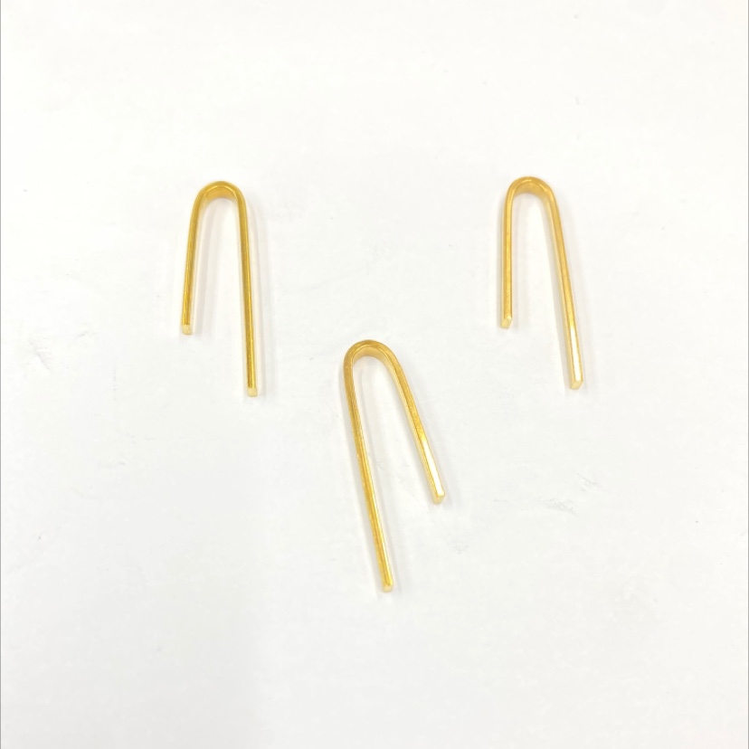 XM01454 Flat square wire U shape,