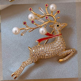 Brooch 1999