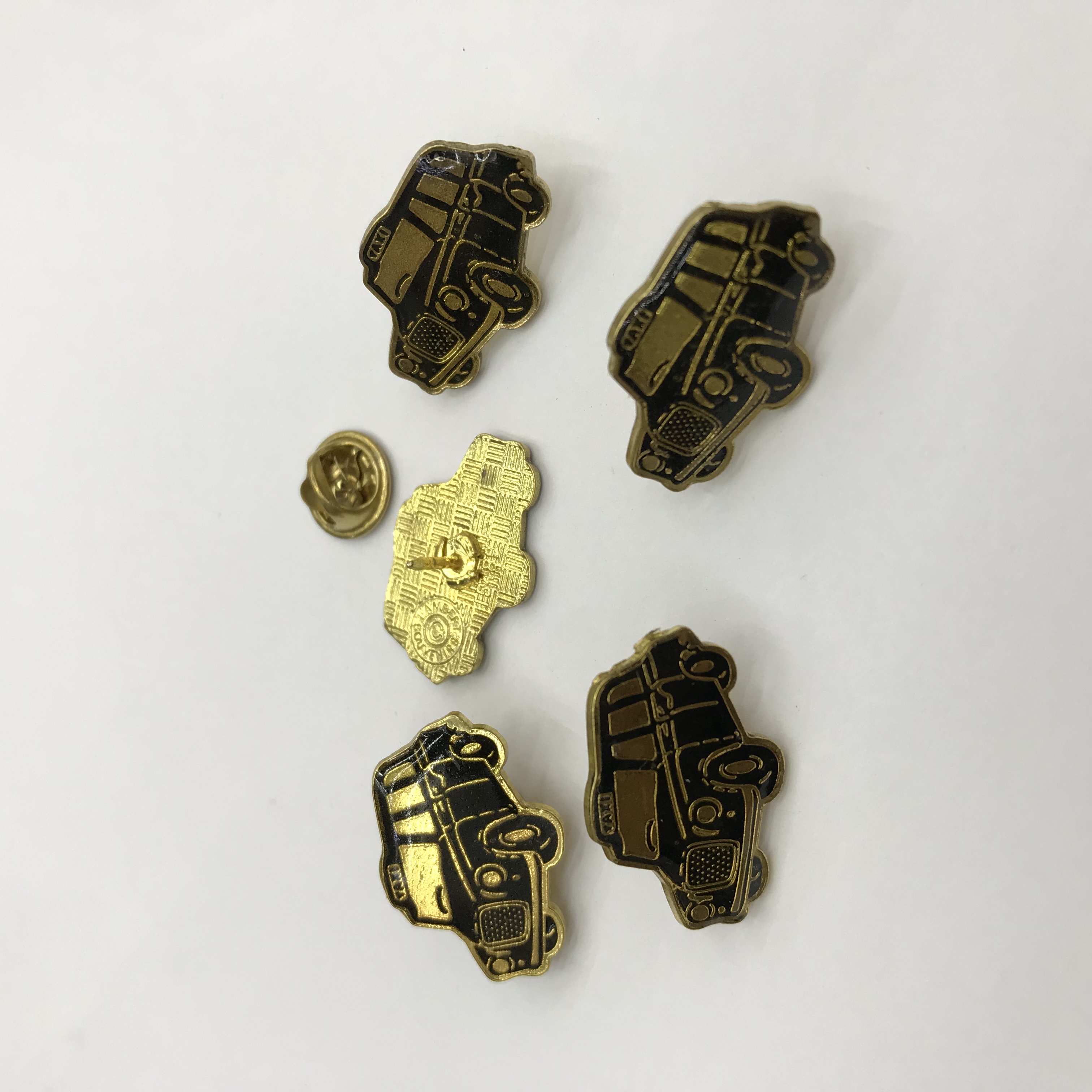 卡通图案汽车装饰配件详情图4