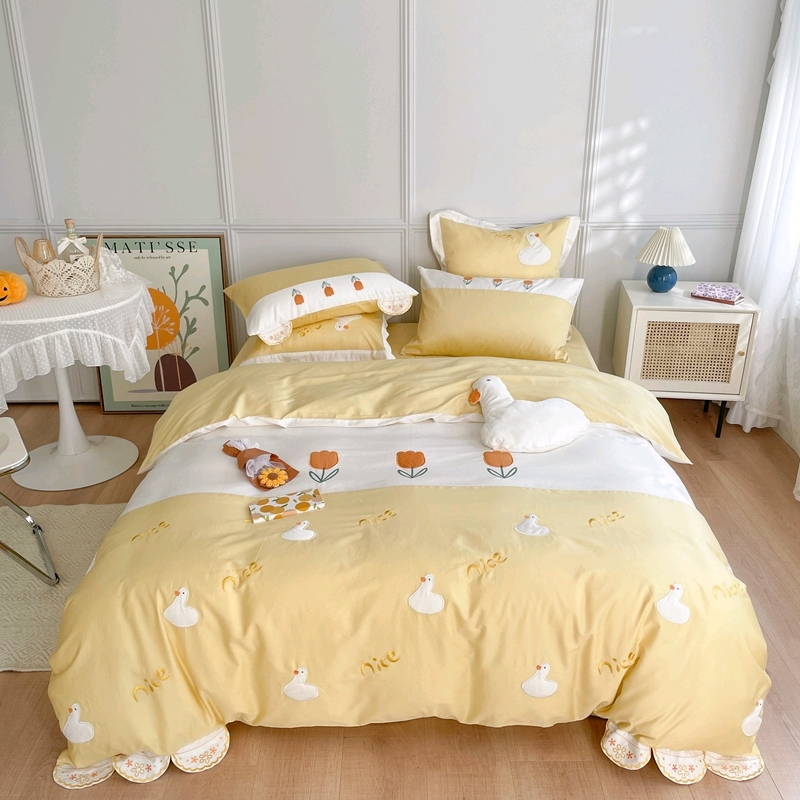 6 Manufacturers direct source goods New 60S long staple cotton applique embroidered four-piece set Manufacturers direct source goods new 60S Long staple cotton applique embroidered four-piece set manufacturers direct source goods new 60S long staple