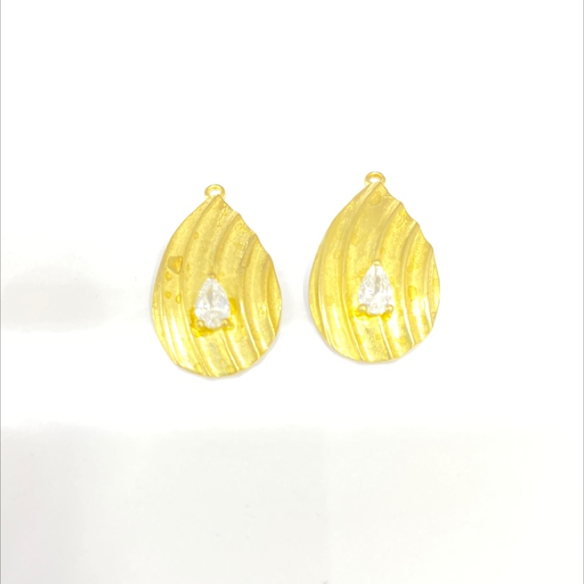 MC07297 copper sheet raised water drop shaped zircon hanging left