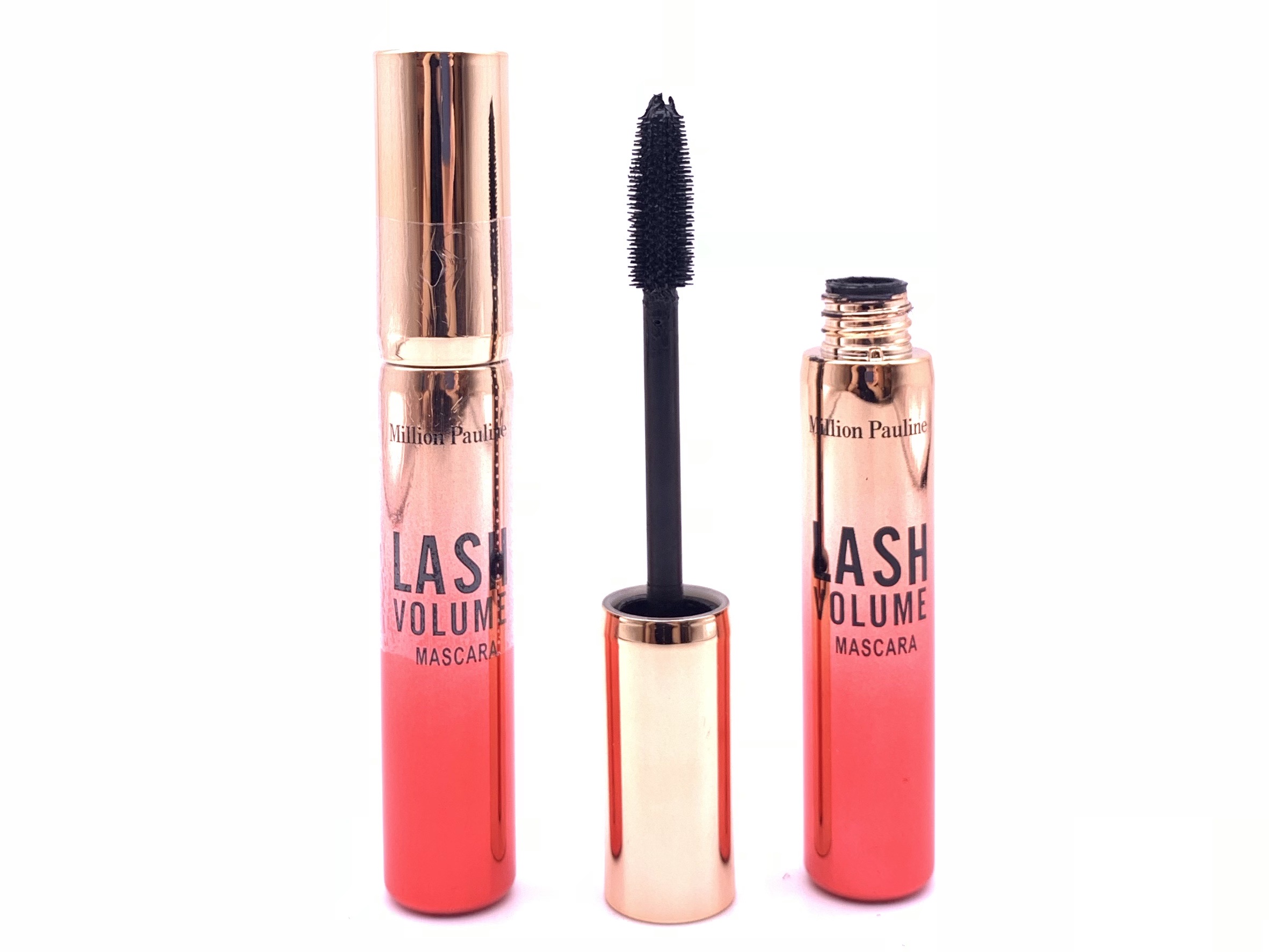 The new waterproof, long-lasting, slender and thick mascara from Million Lotus is easy to apply and does not smudge Application Scenario