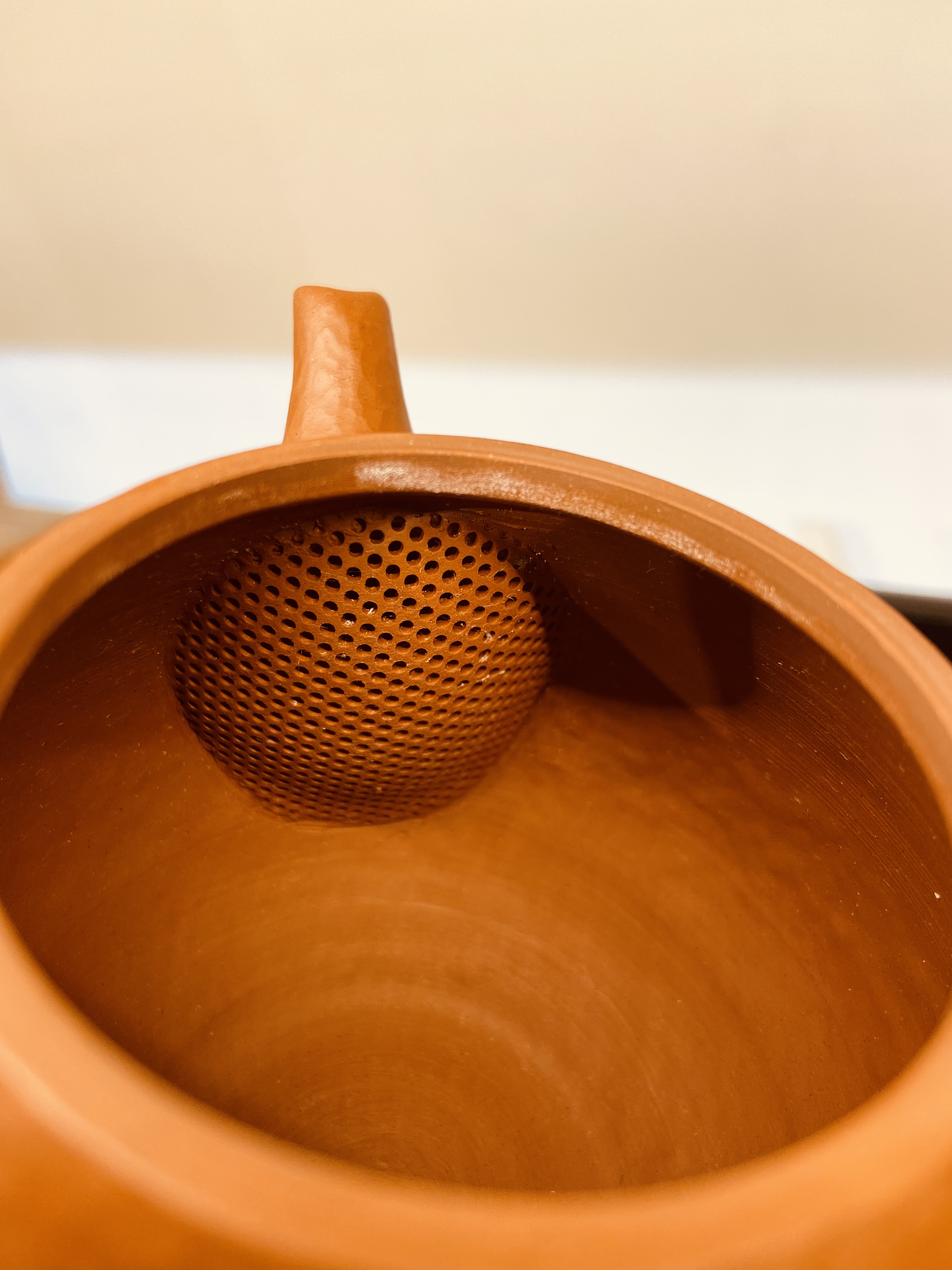 茶壶日本常滑烧  村田益规纯手工制作朱泥锤纹后手急须壶（九宫壶忘言姊妹款朱泥锤纹折叠层后手急须壶）详情9
