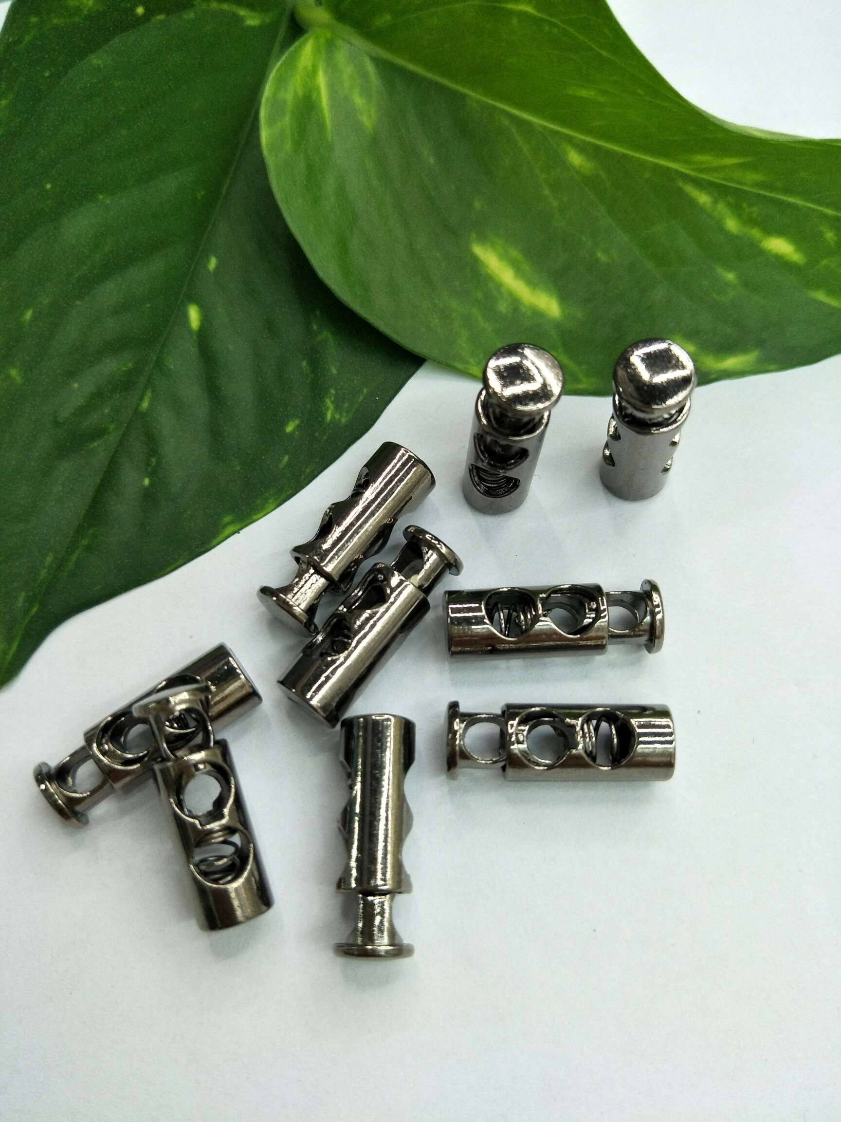 合金弹簧扣调节扣绳止金属穿绳扣猫眼扣猪鼻扣卡扣吊坠绳头卫衣针织衫羽绒服吊扣详情图1