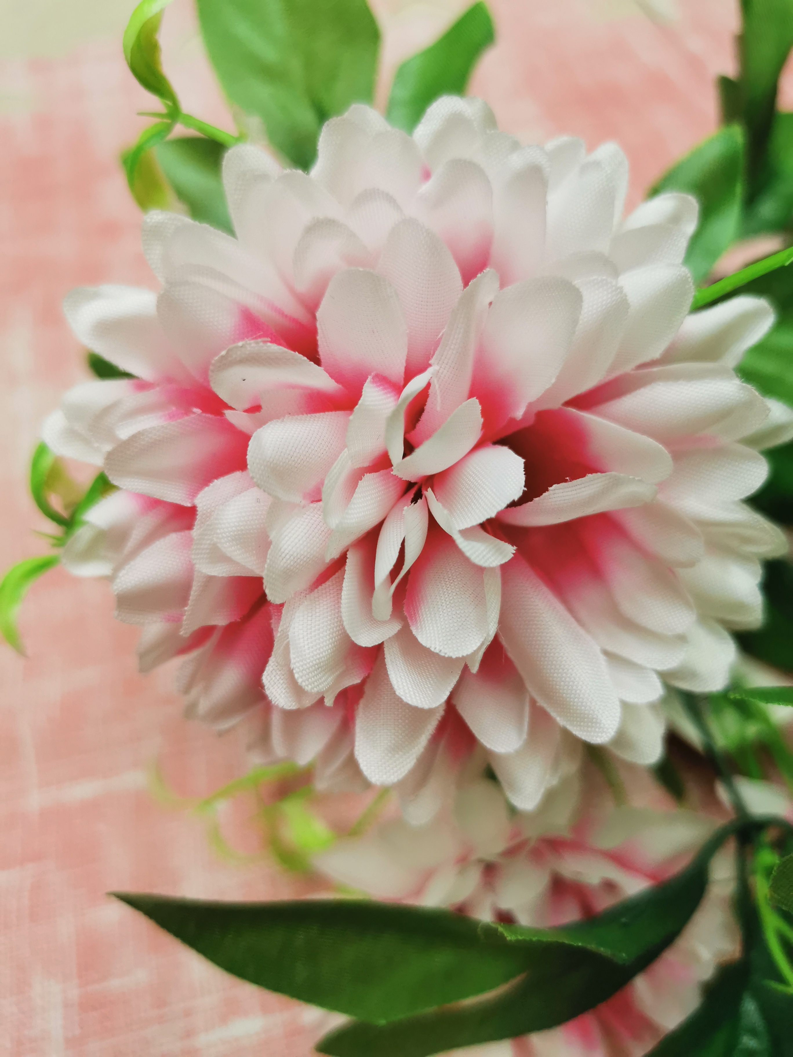 A crazy attack of 7 rose artificial flowers that subverts the world view Application Scenario