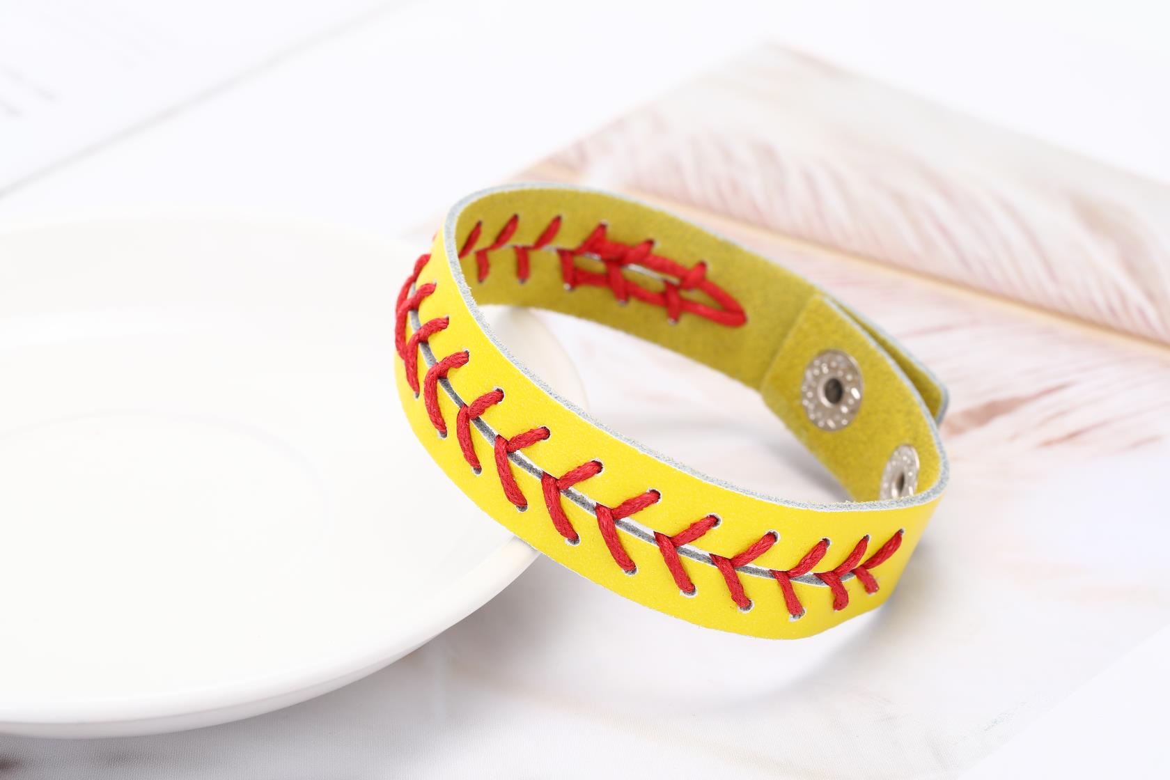 真皮棒球个性潮流时尚休闲手环详情图2