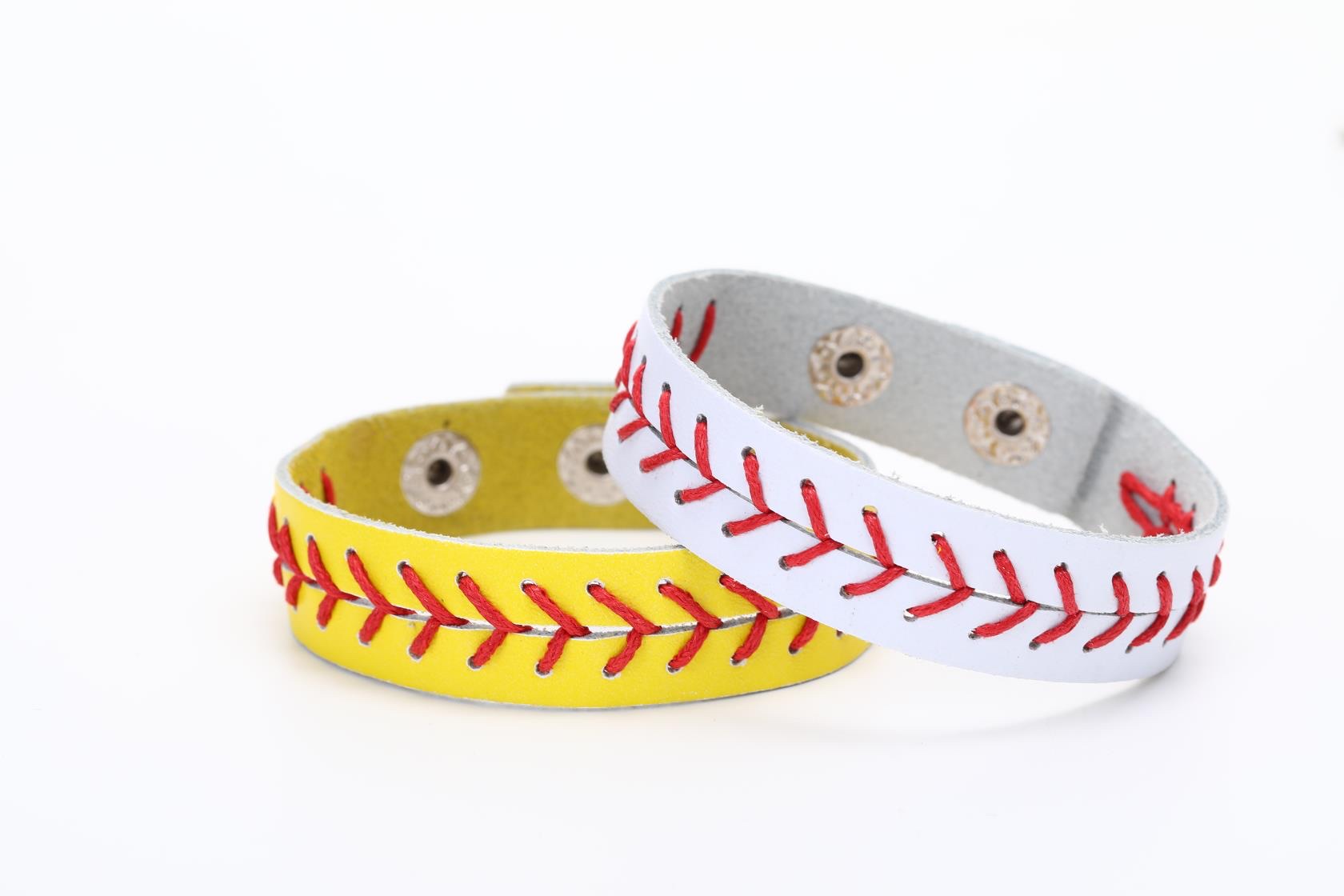 真皮棒球个性潮流时尚休闲手环细节图