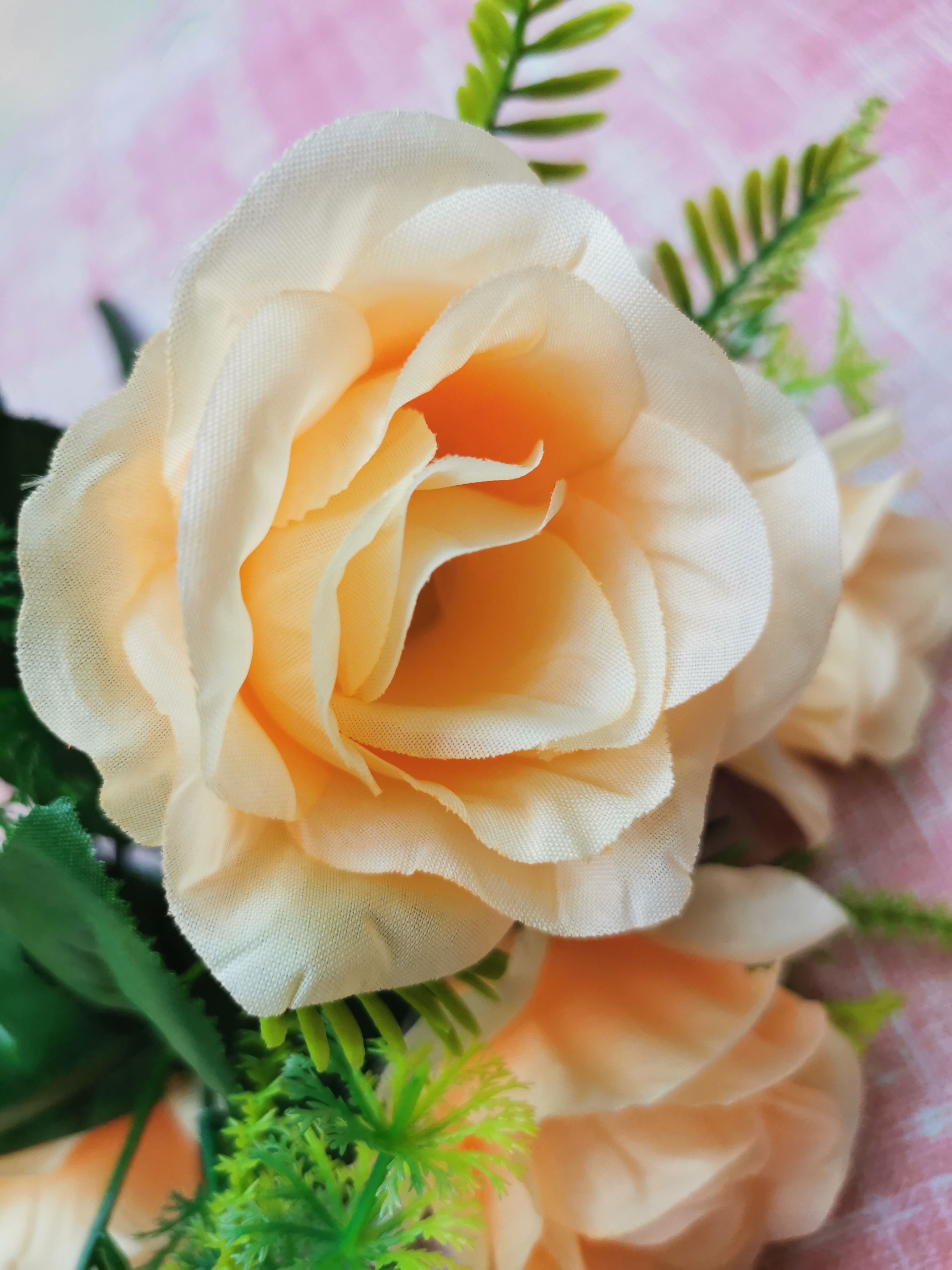 Announcement of 10-head 3-color Chrysanthemum 50p0 Artificial Flower Fake Flower Co., LTD Application Scenario