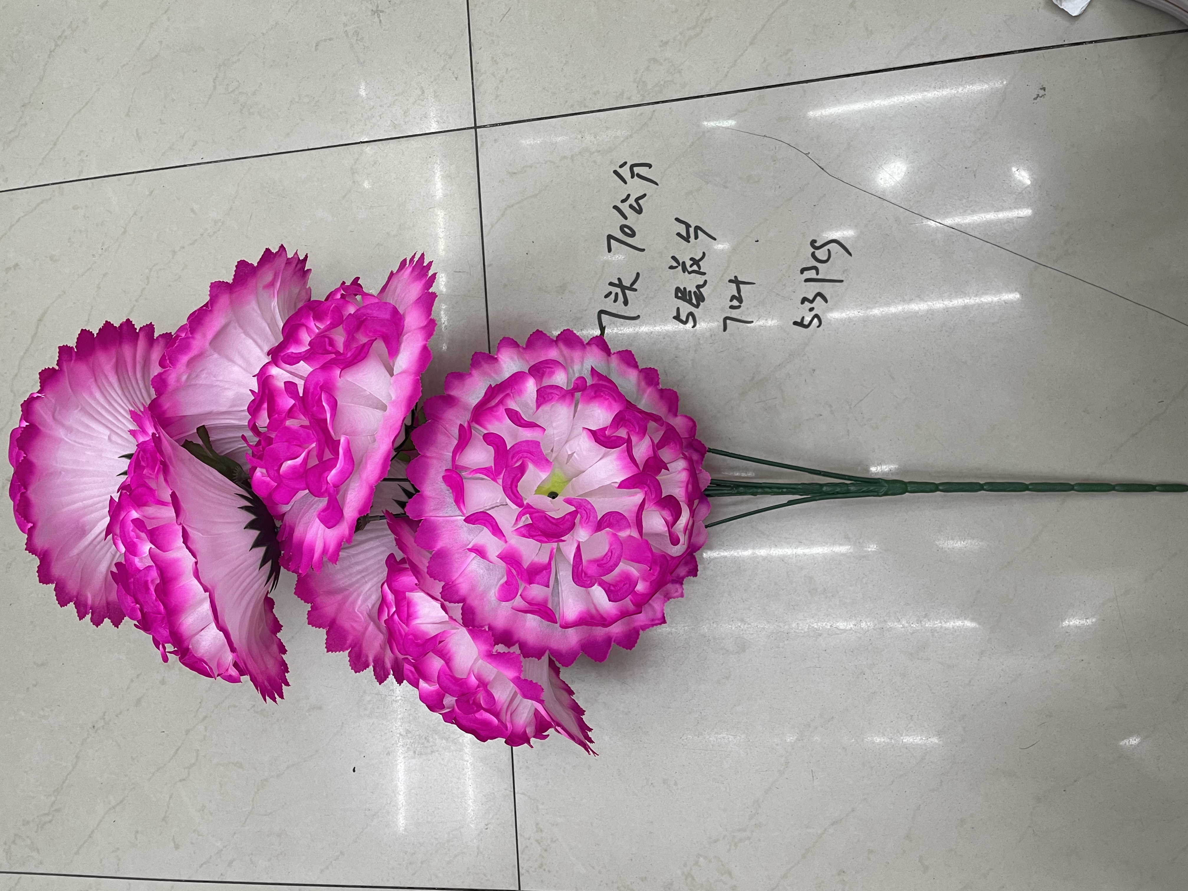 doy-3 Special French large artificial flower, artificial flower, most of the V-hair of the French National Assembly Application Scenario