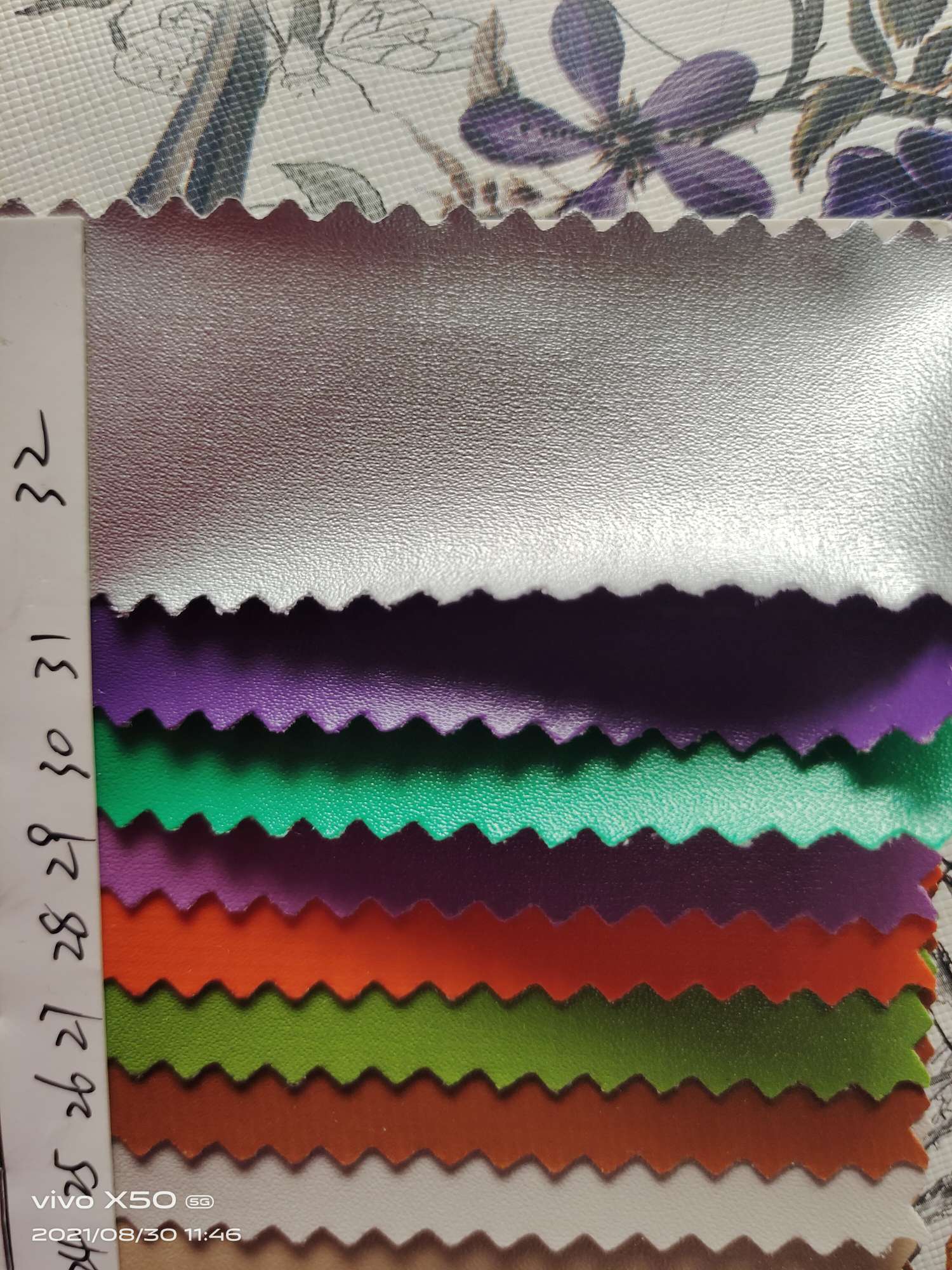 厂家直销热销新款大量现货高中低档箱包沙发鞋材面料02