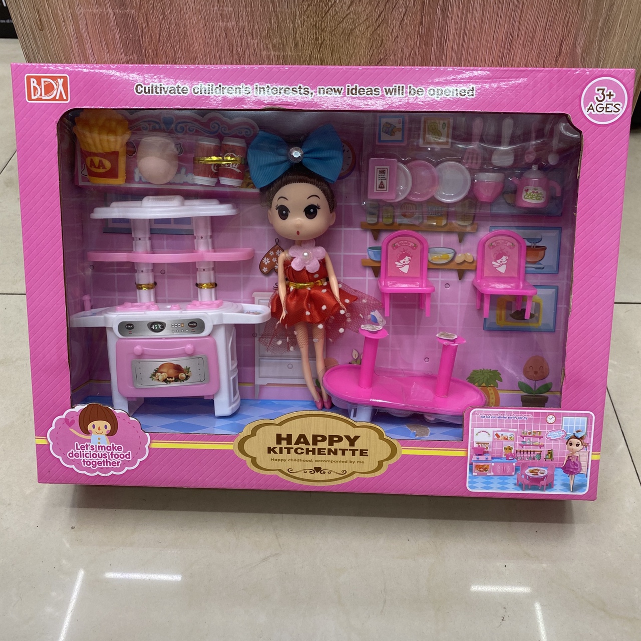 过家家玩具 芭比娃娃玩具套装 带灶台餐桌餐椅