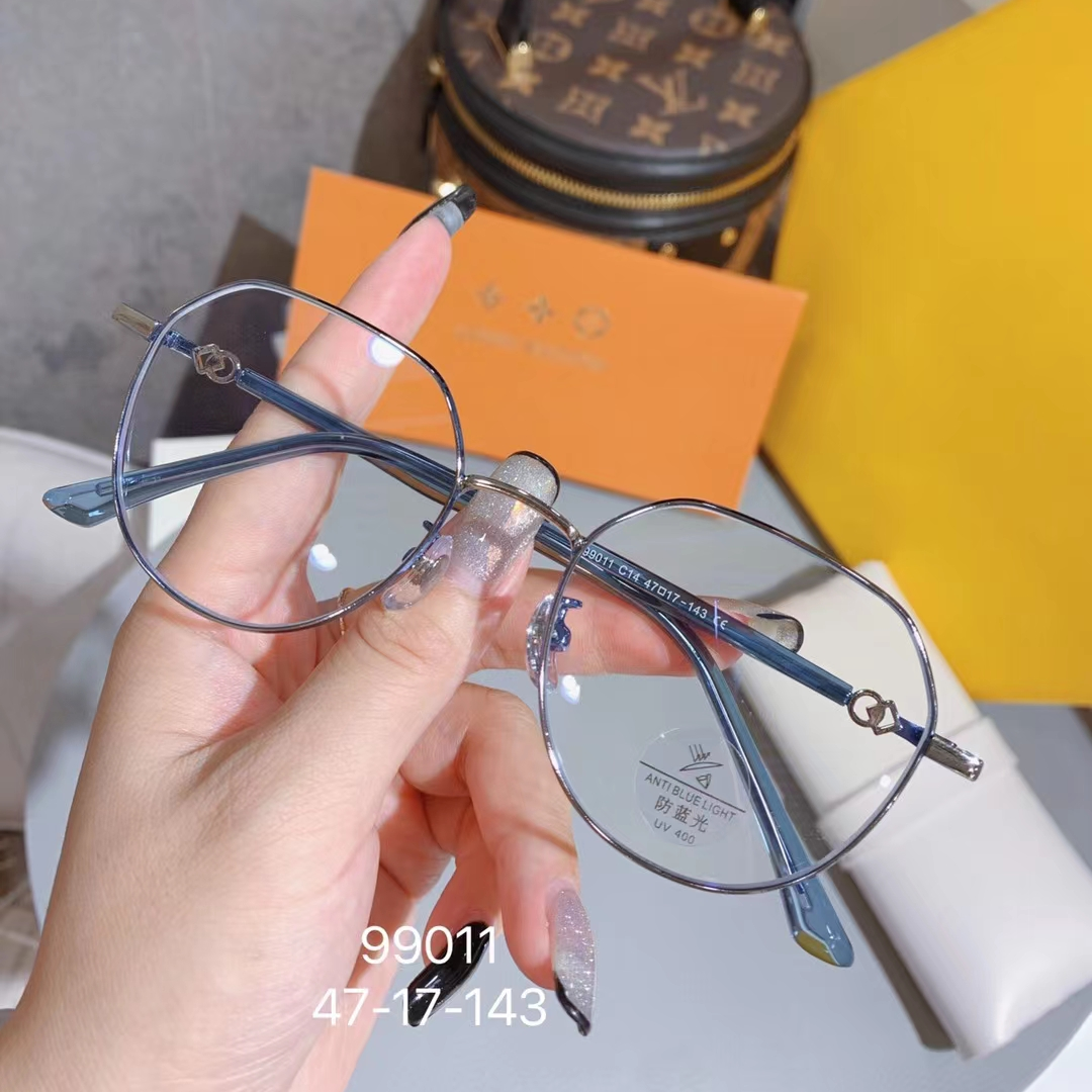 99011 Grey metal retro eyeglass frame Eyeglass frame Metal square V-edge frame Long rubber sleeve allergic leg 5 color mix