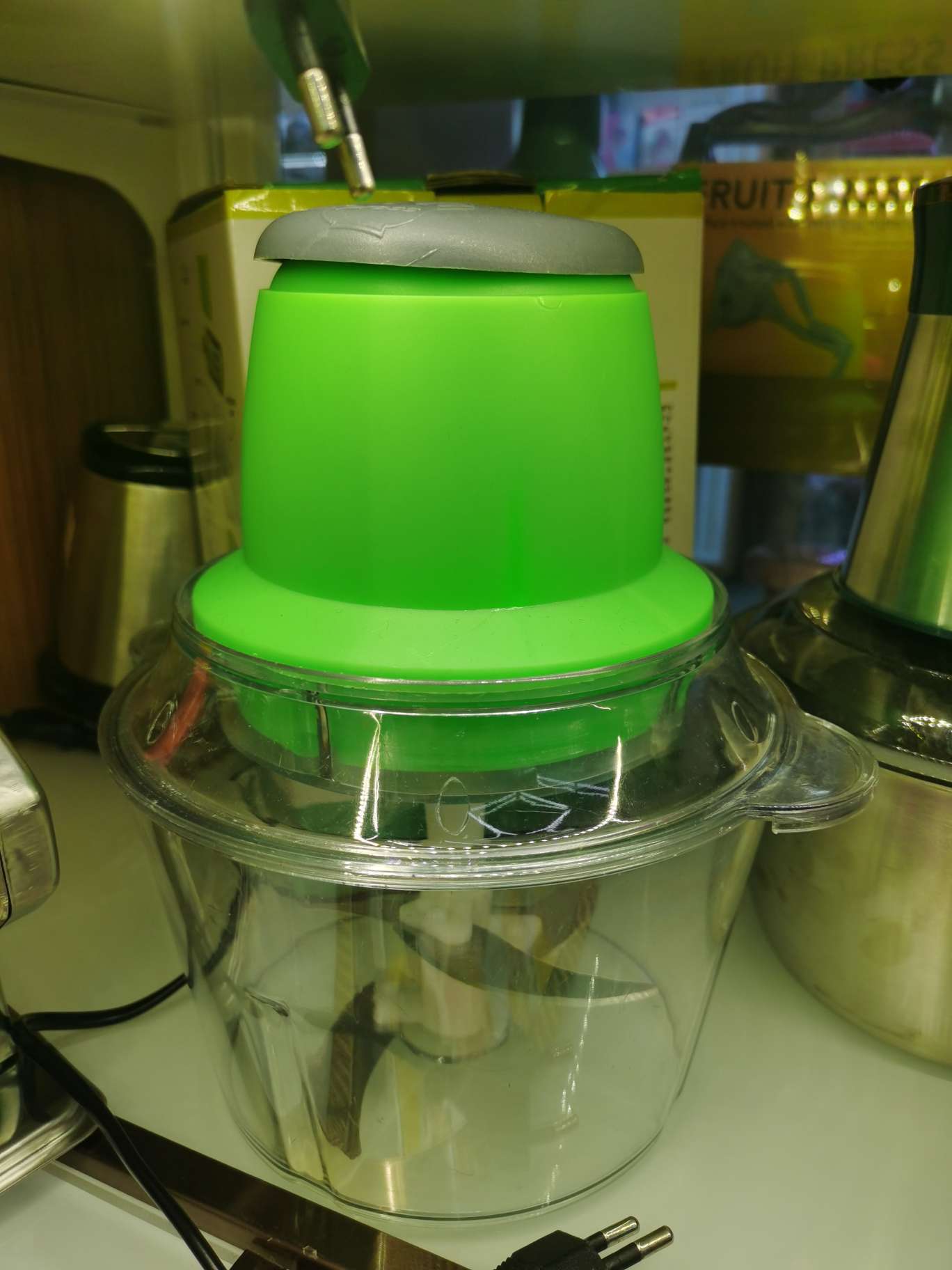 Plastic meat grinder 2L detail image 2